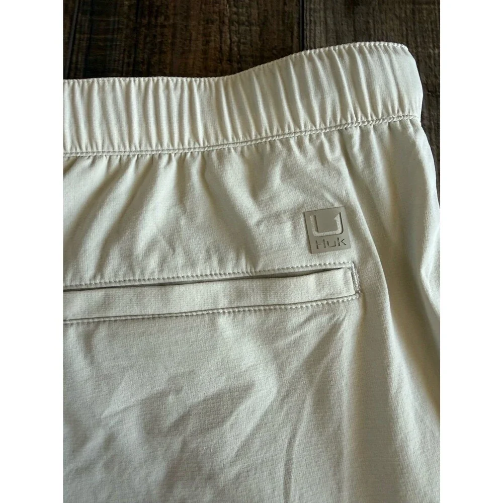 Huk men’s creek